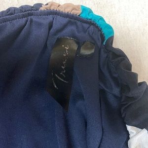 Sleeveless and strapless summer dress